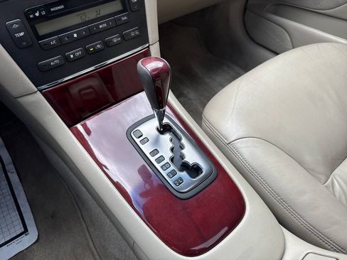 Used 2003 Lexus ES 330 FWD image 35