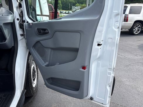 Used 2019 Ford Transit 150 130 Low Roof RWD image 30