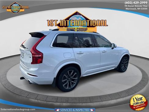 Used 2018 Volvo XC90 T5 Momentum w/ Convenience Package image 9