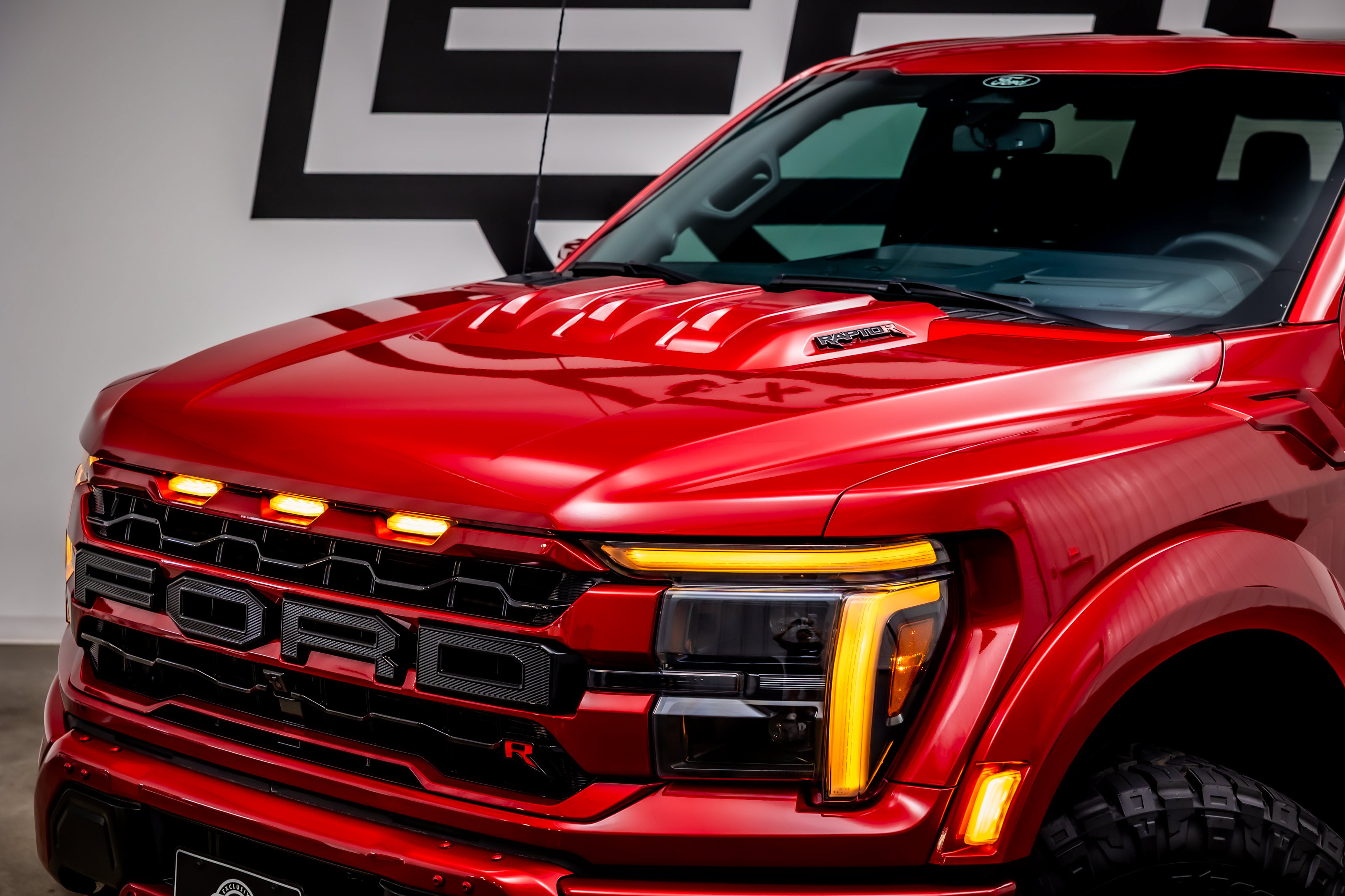 Used 2024 Ford F150 Raptor w/ Equipment Group 803A Raptor R AWD/4WD image 29