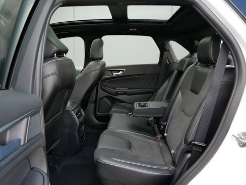 Used 2024 Ford Edge ST w/ Equipment Group 401A AWD/4WD image 11