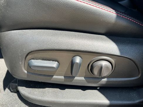 Used 2023 Chevrolet Equinox RS w/ RS Leather Package FWD image 12