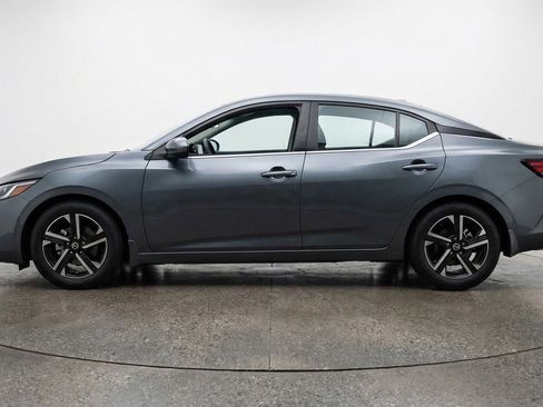 Used 2025 Nissan Sentra SV FWD image 5