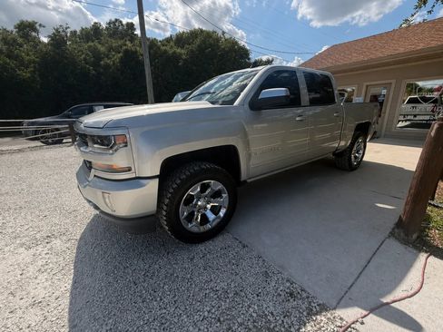 Used 2017 Chevrolet Silverado 1500 LT w/ All Star Edition AWD/4WD image 1