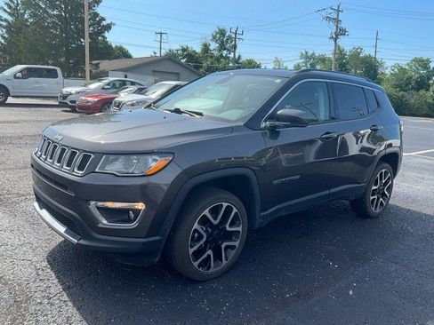 Used 2018 Jeep Compass Limited AWD/4WD image 3