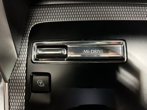 Used 2024 MAZDA CX-90 Plug-In Hybrid w/ Premium Plus image 18