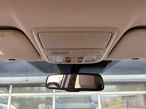 Used 2017 Honda CR-V EX-L image 16