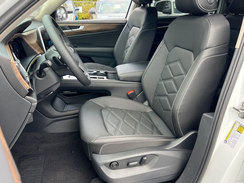 New 2026 Volkswagen Atlas SE image 18