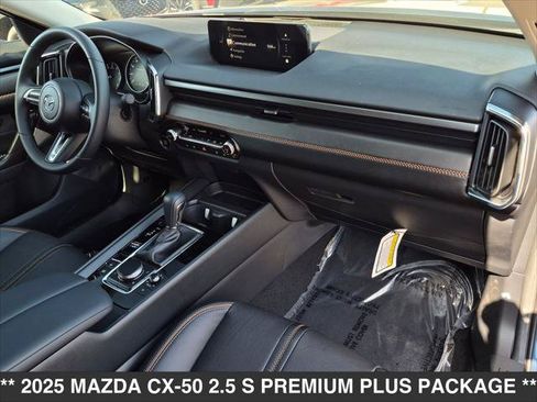 Used 2025 MAZDA CX-50 AWD 2.5 S w/ Accent Package image 22