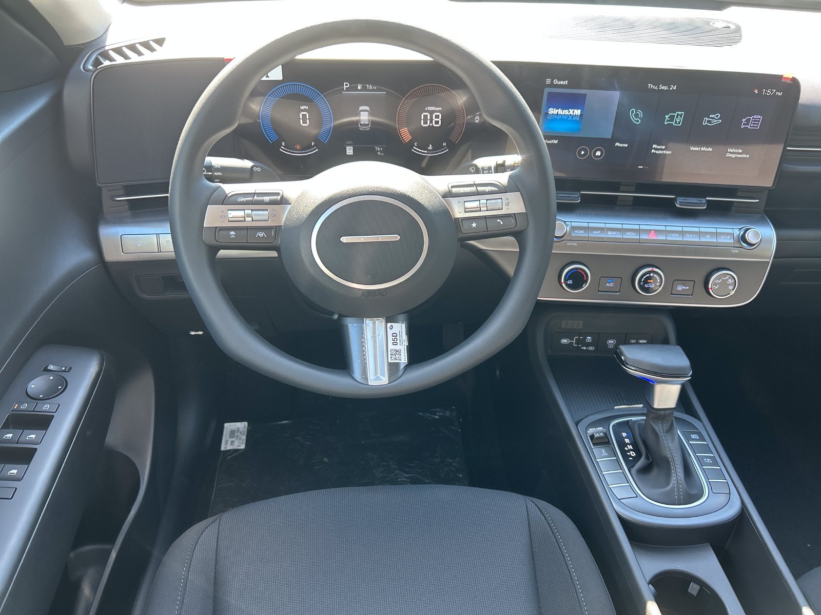 New 2027 Hyundai Kona SE AWD/4WD image 16