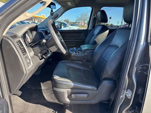 Used 2013 RAM 1500 Express image 17