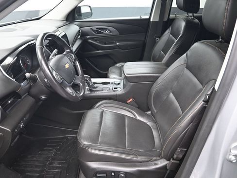Used 2021 Chevrolet Traverse Premier w/ Redline Edition FWD image 15