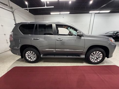 Used 2014 Lexus GX 460 w/ Premium Package AWD/4WD image 9