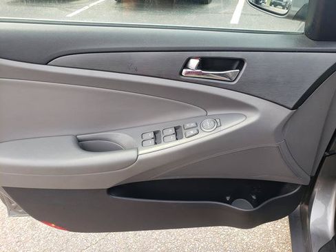 Used 2013 Hyundai Sonata GLS w/ Popular Equipment Pkg FWD image 11