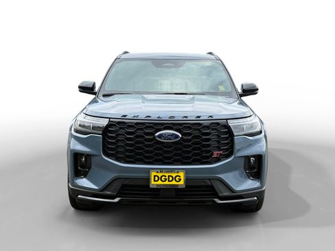 Certified 2025 Ford Explorer ST w/ Sun And Sound Package AWD/4WD image 8