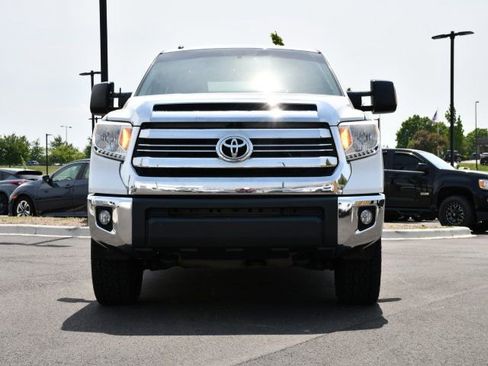 Used 2017 Toyota Tundra SR5 w/ SR5 Upgrade Package AWD/4WD image 2