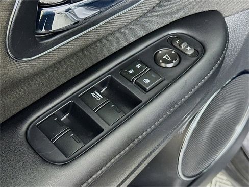 Used 2021 Honda HR-V EX image 28