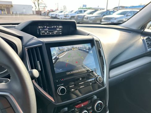 Certified 2023 Subaru Forester Limited image 32