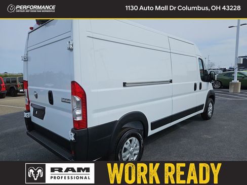 New 2025 RAM ProMaster 2500 w/ Quick Order Package 22G SLT image 7