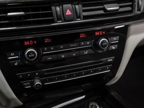 Used 2015 BMW X5 xDrive35d image 30