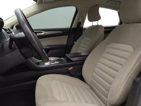 Used 2017 Ford Fusion S image 17