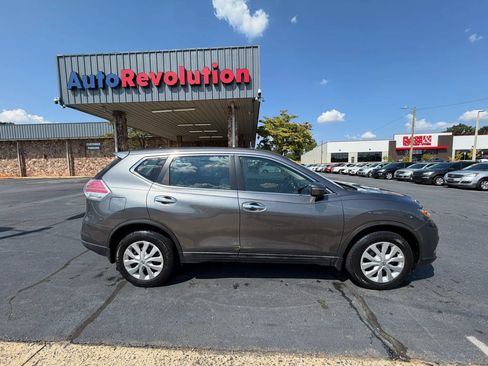 Used 2014 Nissan Rogue S FWD image 8