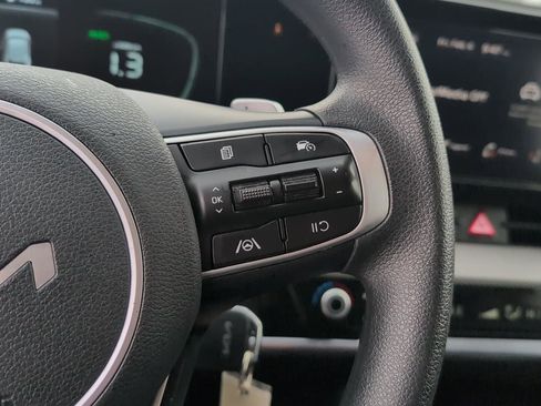 Used 2023 Kia Sportage LX image 24