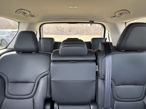 New 2026 Nissan Armada SV image 17