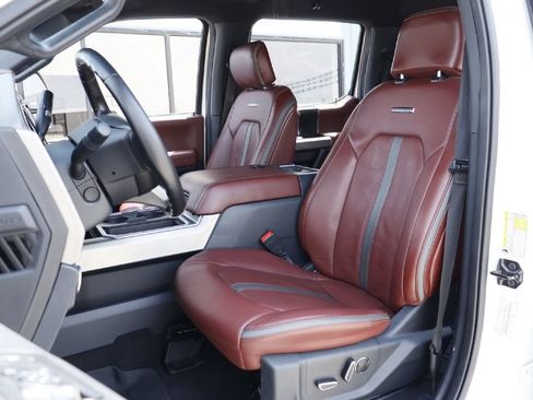 Used 2022 Ford F250 Platinum w/ Tremor Off-Road Package AWD/4WD image 5