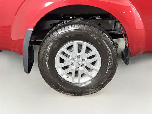 Used 2016 Nissan Frontier SV w/ SV Value Truck Package AWD/4WD image 33