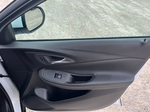 Used 2024 Buick Encore GX Preferred FWD image 34