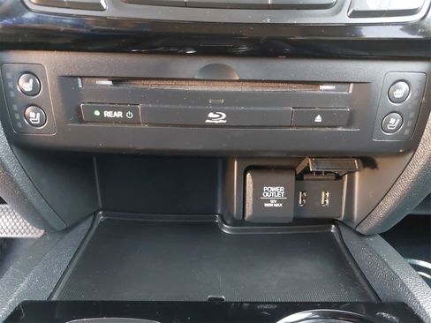 Used 2016 Honda Pilot Elite image 33