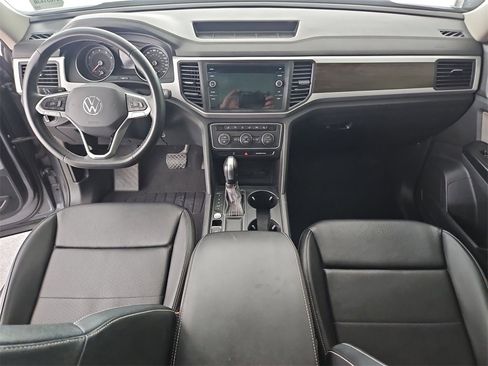 Used 2021 Volkswagen Atlas SE w/ Panoramic Sunroof Package image 26