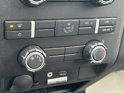 Used 2014 Ford F150 XLT image 18