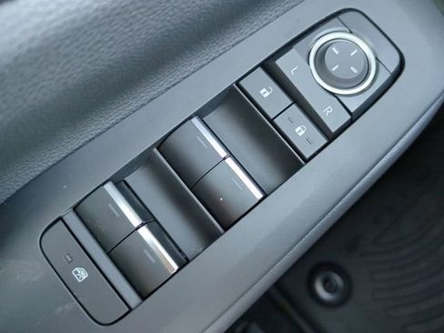 New 2026 Toyota Prius Plug-In Hybrid image 22