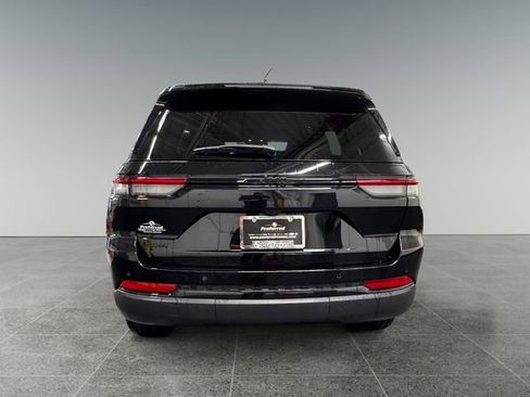 New 2025 Jeep Grand Cherokee Altitude AWD/4WD image 22