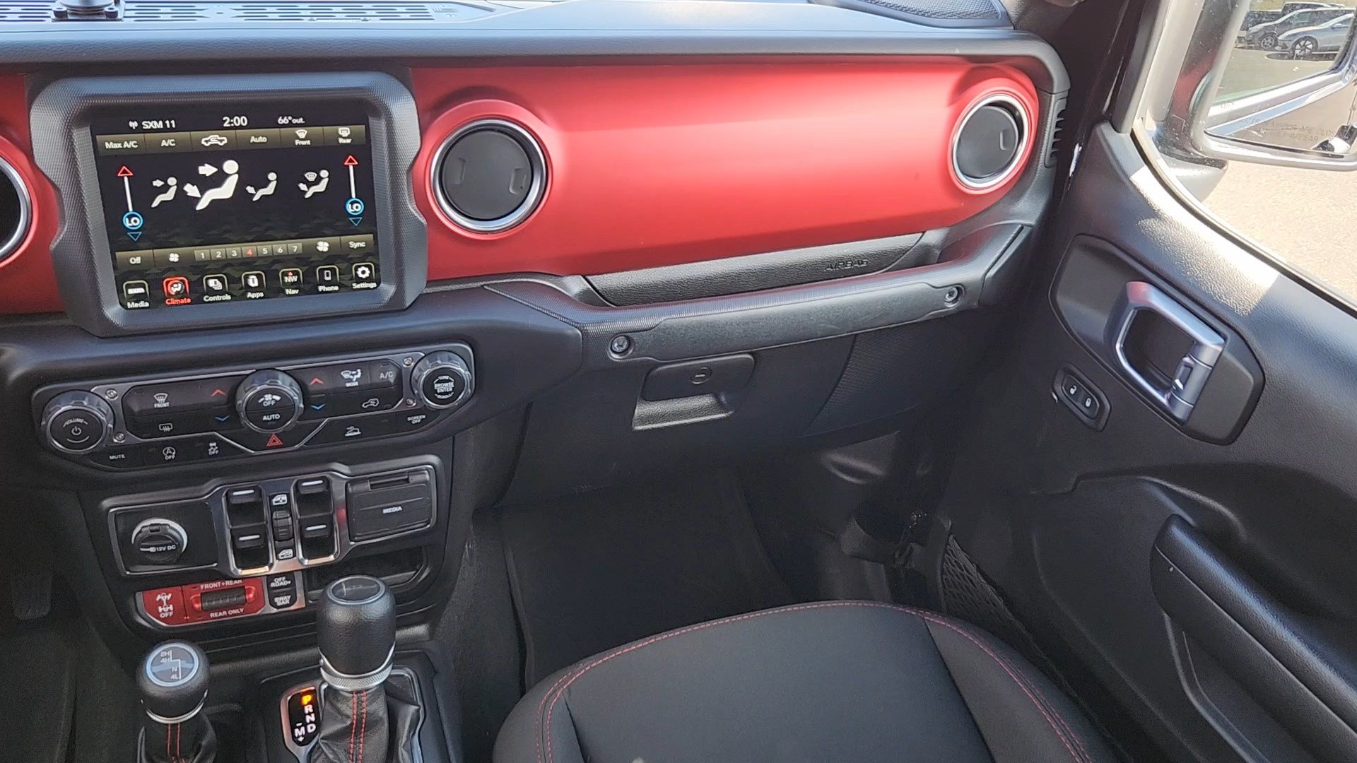 Used 2021 Jeep Gladiator Rubicon AWD/4WD image 6