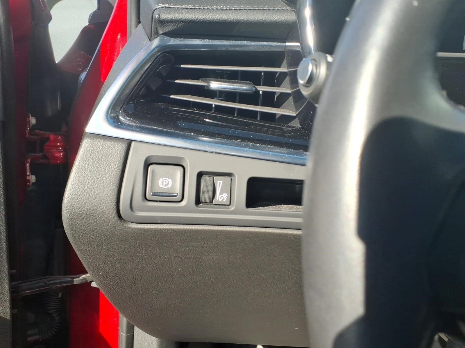 Used 2024 Cadillac XT6 Premium Luxury w/ LPO, Floor Liner Package FWD image 22