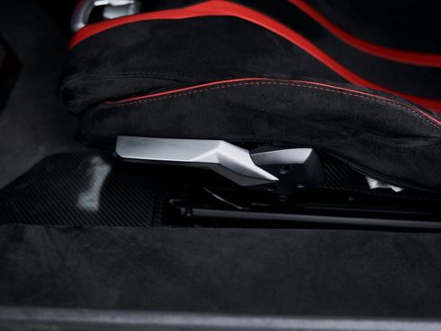 Used 2022 Lamborghini Huracan STO image 43