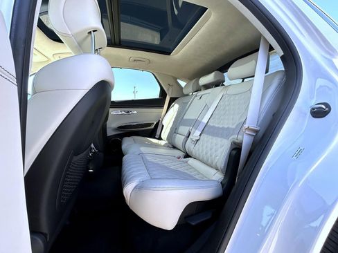 Certified 2023 Genesis GV70 3.5T Sport w/ Sport Prestige Package image 19