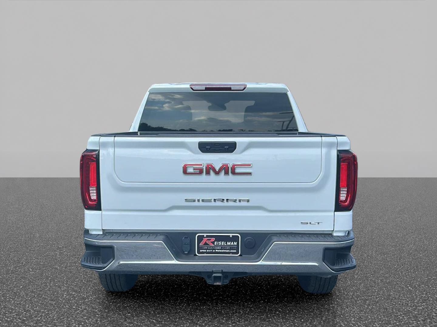 Certified 2025 GMC Sierra 1500 SLT AWD/4WD image 4