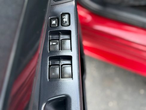 Used 2017 Mitsubishi Lancer ES FWD image 27