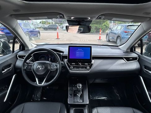 Used 2026 Toyota Corolla Cross XLE w/ Convenience Package AWD/4WD image 12