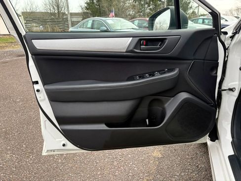 Used 2018 Subaru Legacy 2.5i w/ Alloy Wheel Package image 11