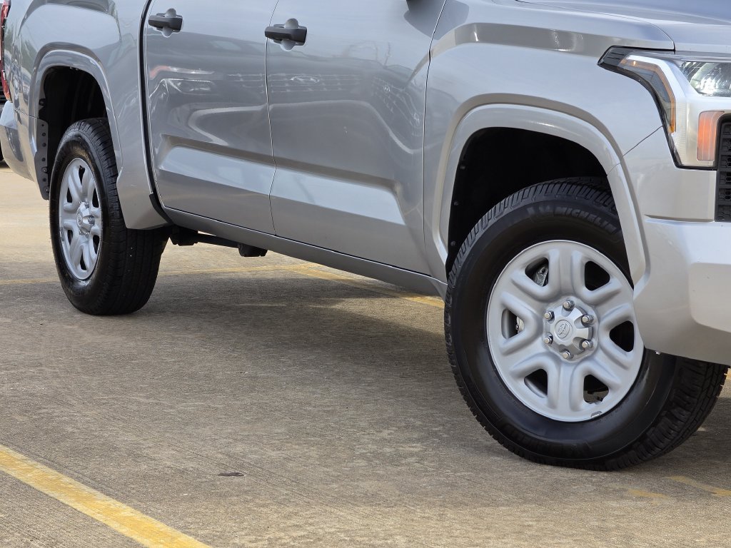 Used 2025 Toyota Tundra SR AWD/4WD image 11