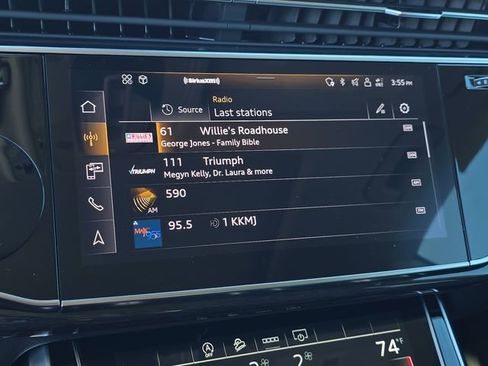 Used 2025 Audi Q8 Premium Plus image 21