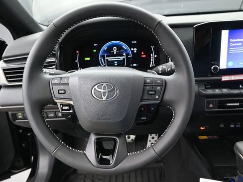 New 2026 Toyota Camry SE w/ Convenience Package image 5