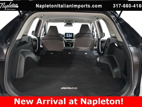 Used 2024 Toyota RAV4 XLE image 33