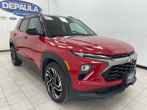 New 2026 Chevrolet TrailBlazer RS w/ Convenience Package AWD/4WD image 1