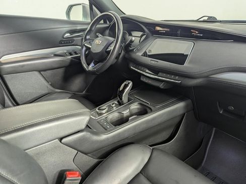 Used 2020 Cadillac XT4 Premium Luxury image 30